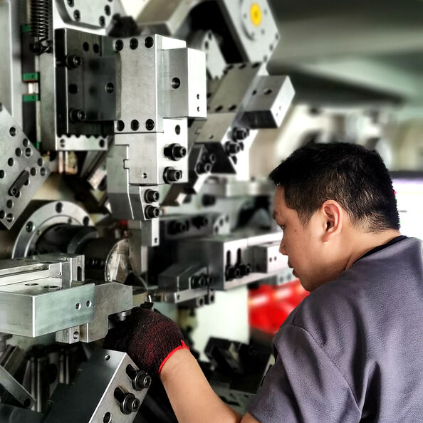 Elite Moulding Co., Ltd manufacturer production line